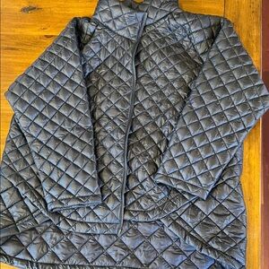Athleta whisper featherless Black Quilted Puffer Jacket